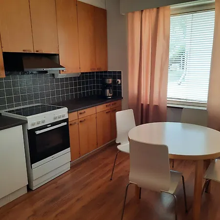 別荘 Family House Kupittaa Diplomat, Sauna, Garden, Whole House For トゥルク