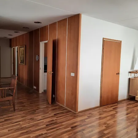 Family House Kupittaa Diplomat, Sauna, Garden, Whole House For トゥルク