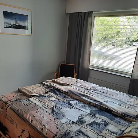 Family House Kupittaa Diplomat, Sauna, Garden, Whole House For 別荘 トゥルク