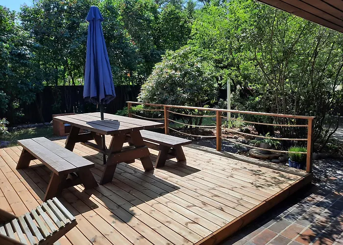 Casa vacanze Family House Kupittaa Diplomat, Sauna, Garden, Whole House For